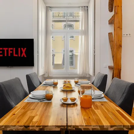 Whome Elegant In Lisbons Historic Downtown Apartman *