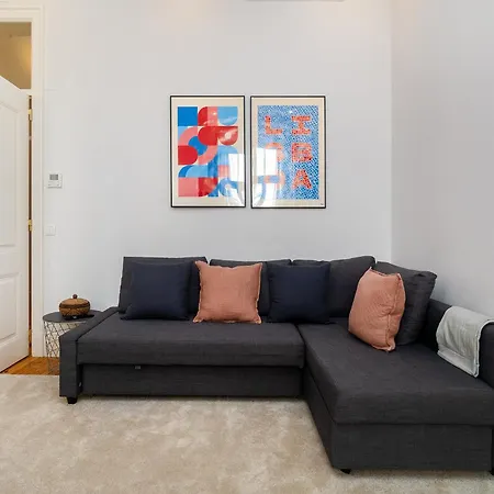 Whome Elegant In Lisbons Historic Downtown Apartman *